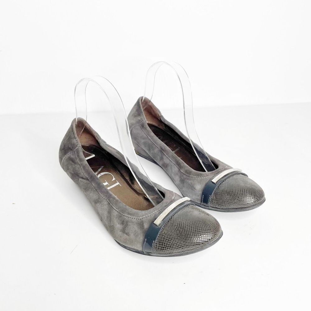AGL Attilio Giusti Leombruni Suede Cap Toe Low Wedge Pump gray womens 9.5
